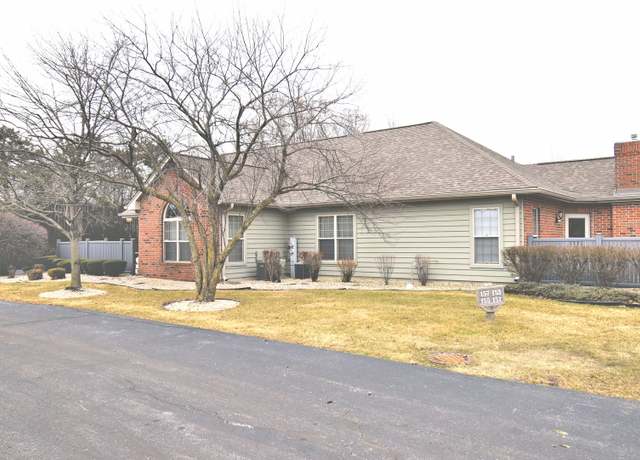 Property at 151 E 163rd St, South Holland, IL 60473, 2 beds, 2 baths