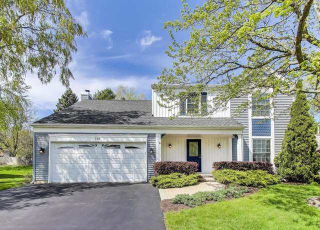 Property at 744 Edelweiss Dr, Lake Zurich, IL 60047, 4 beds, 2.5 baths