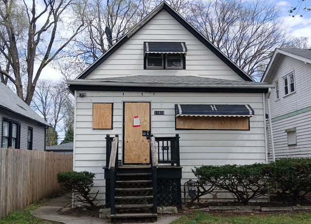 Property at 11923 S Wentworth Ave, Chicago, IL 60628, 4 beds, 1 bath