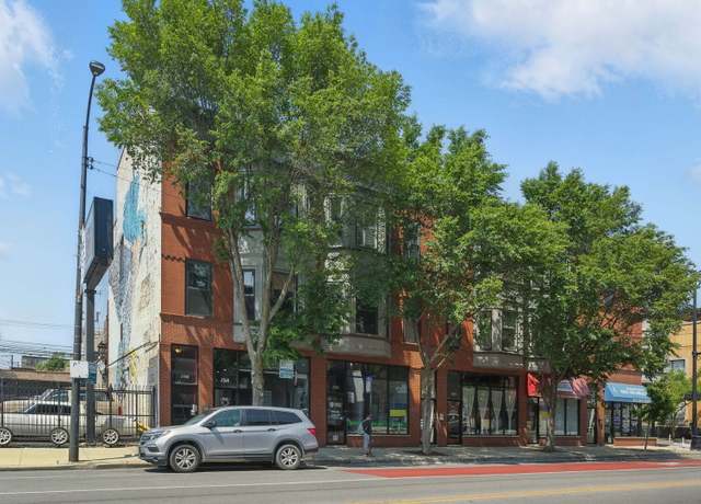 Property at 1708 W Chicago Ave #3, Chicago, IL 60622, 3 beds, 2.5 baths