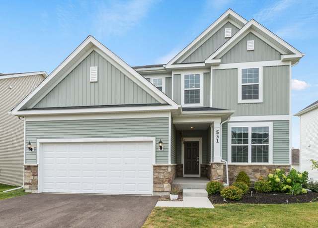Property at 531 Alpine Dr, Algonquin, IL 60102, 3 beds, 2.5 baths