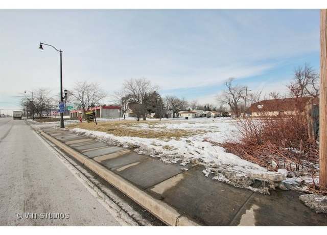 Property at 1718 Martin Luther King Jr Dr, North Chicago, IL 60064
