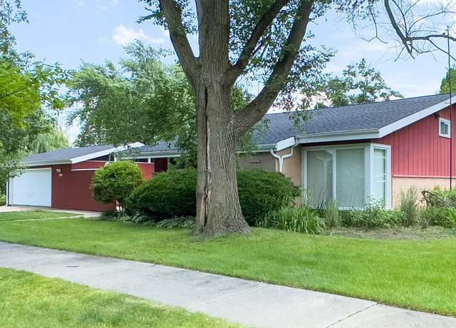 Property at 2731 Virginia Ln, Glenview, IL 60025, 3 beds, 1.5 baths