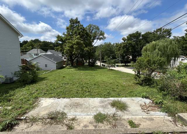 Property at 700 Czacki St, Lemont, IL 60439