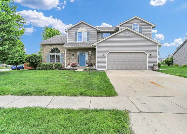 Property at 2501 Pinehurst Dr, Champaign, IL 61822, 4 beds, 3.5 baths