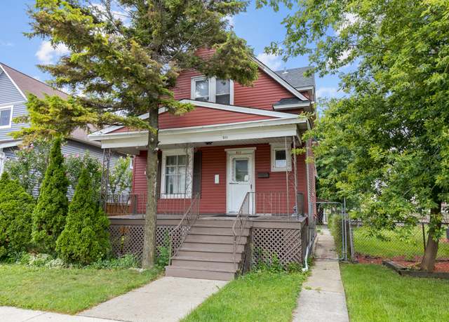 Property at 5111 W 22nd Pl, Cicero, IL 60804, 3 beds, 2.5 baths