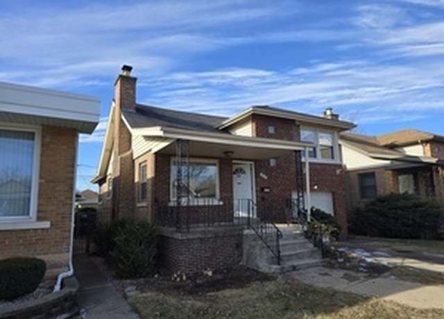 Property at 8928 S Bennett Ave, Chicago, IL 60617, 3 beds, 1.5 baths