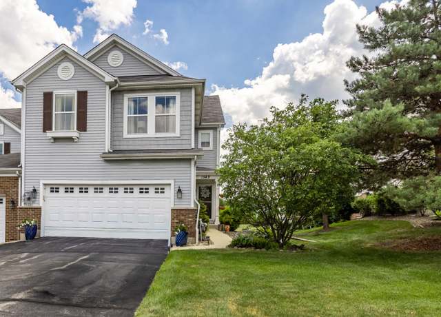 Property at 1549 Brompton Ln, Crystal Lake, IL 60014, 2 beds, 2.5 baths