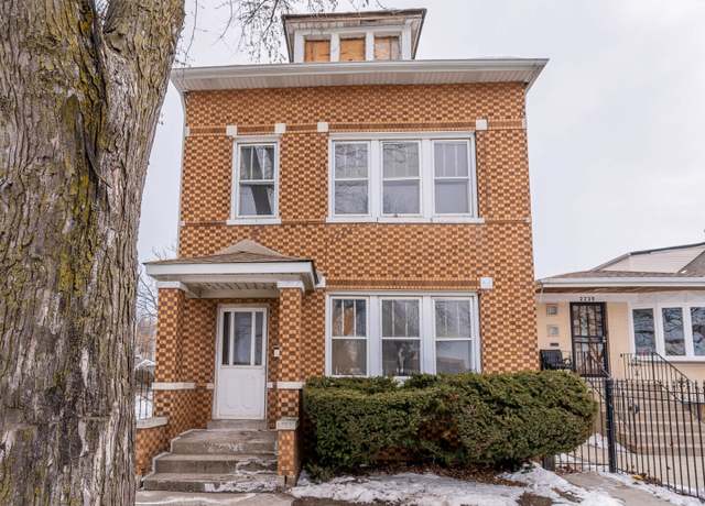 Property at 2241 N Long Ave, Chicago, IL 60639, 5 beds, 3 baths
