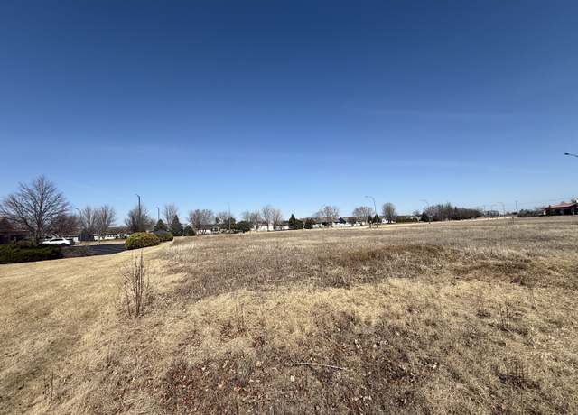 Property at 1900 Pierce Ct, Belvidere, IL 61008