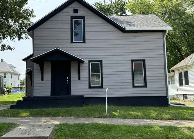 Property at 708 W Jefferson St W, Bloomington, IL 61701, 3 beds, 3 baths