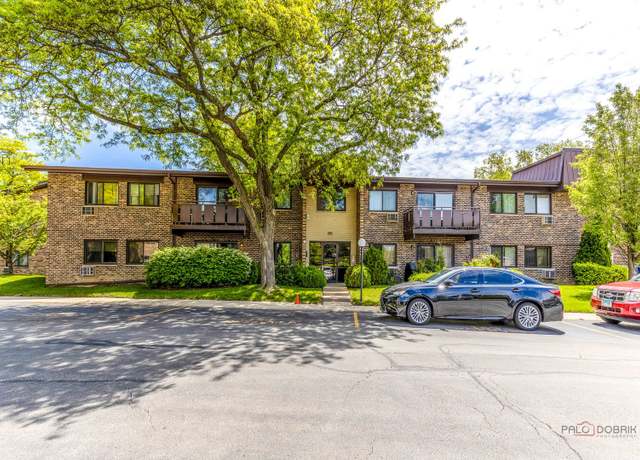 Property at 2638 N Windsor Dr #101, Arlington Heights, IL 60004, 2 beds, 2 baths