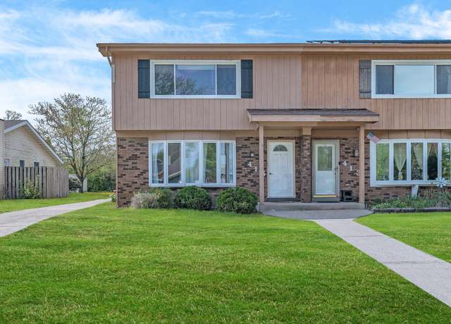 Property at 415 S Raven Rd #0, Shorewood, IL 60404, 3 beds, 1.5 baths