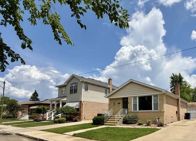 Property at 11435 S Rockwell St, Chicago, IL 60655, 3 beds, 2.5 baths