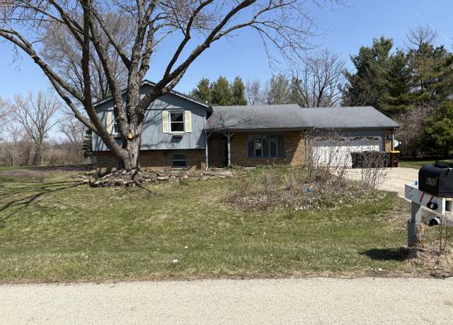 Property at 6092 Torch Lite Trl, Loves Park, IL 61111, 3 beds, 3 baths