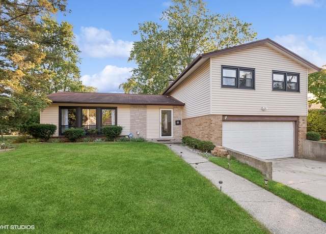 Property at 2805 Knollwood Pl, Hazel Crest, IL 60429, 3 beds, 1.5 baths