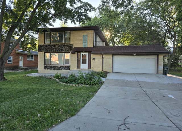 Property at 416 S Summit St, Barrington, IL 60010, 4 beds, 3 baths