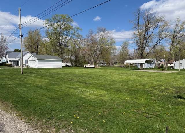 Property at 200 W Main St, Trilla, IL 62469