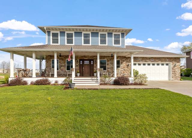 Property at 1746 Carol Anne Dr, Morris, IL 60450, 5 beds, 3.5 baths