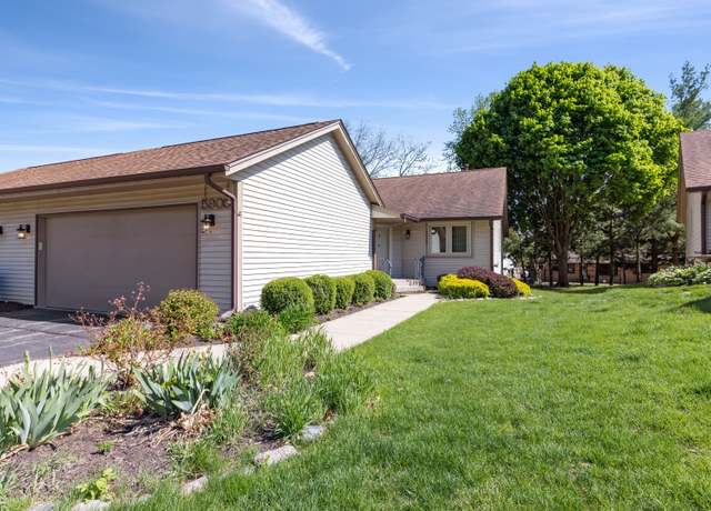 Property at 5905 Elaine Dr #6, Rockford, IL 61108, 2 beds, 2 baths