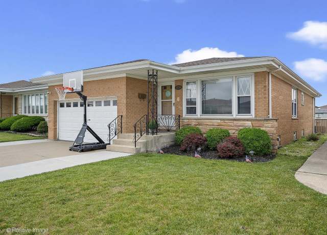 Property at 4714 N Delphia Ave, Chicago, IL 60656, 3 beds, 2 baths