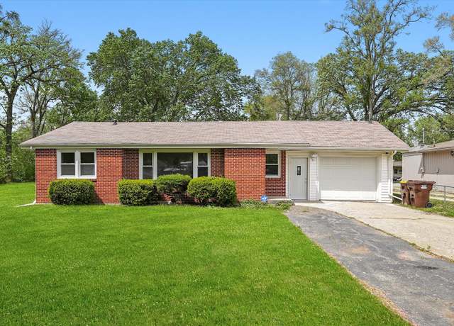 Property at 28 Liberty Blvd, Machesney Park, IL 61115, 3 beds, 1 bath