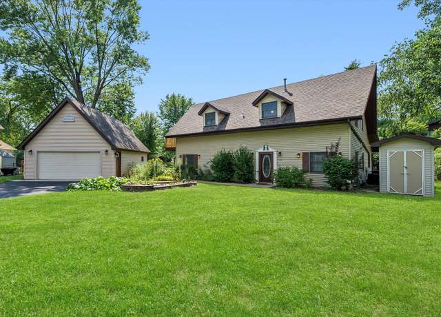 Property at 6025 Northern Dr, Morris, IL 60450, 4 beds, 2 baths