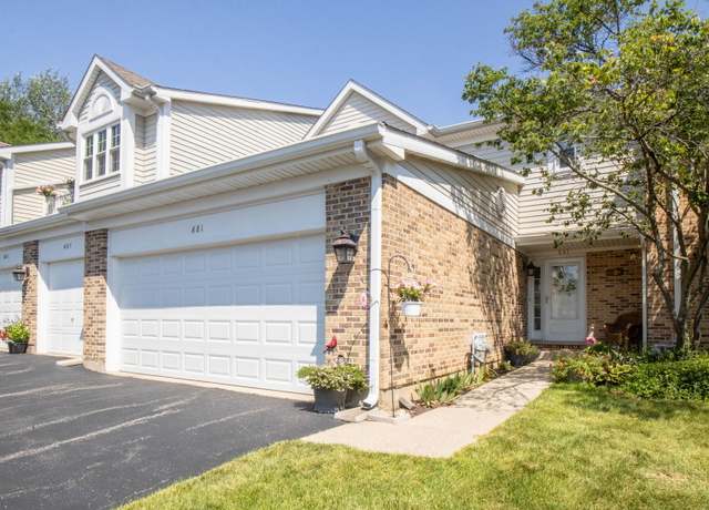 Property at 881 N Cove Dr Unit 877C, Palatine, IL 60067, 3 beds, 2.5 baths