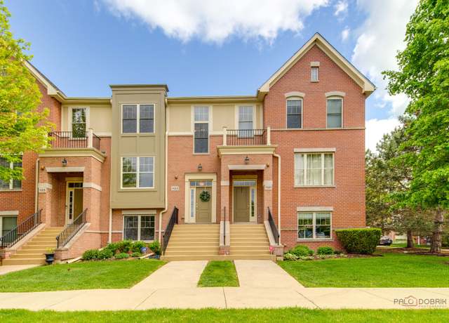 Property at 1123 E Port Clinton Rd, Vernon Hills, IL 60061, 3 beds, 2.5 baths