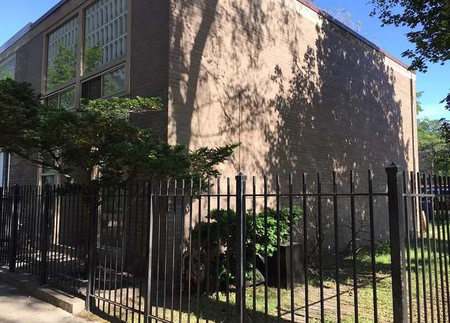 Property at 1428 E 55th St, Chicago, IL 60615, 3 beds, 1.5 baths