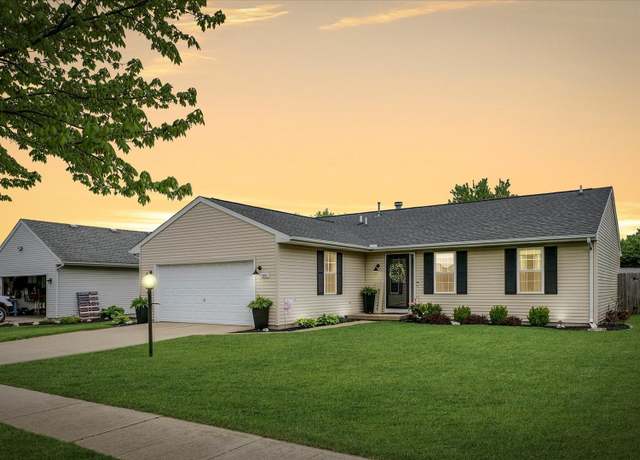Property at 1607 Bonnie Blair Dr, Champaign, IL 61822, 3 beds, 2 baths