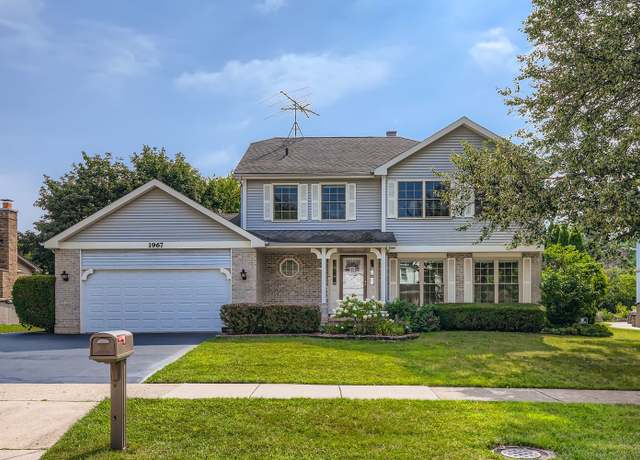 Property at 1967 N Woodland Ln, Arlington Heights, IL 60004, 4 beds, 2.5 baths