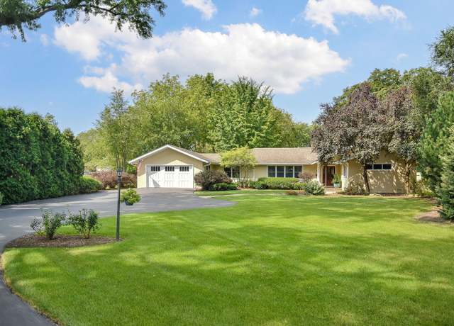 Property at 702 N Kenilworth Ave, Glen Ellyn, IL 60137, 3 beds, 2.5 baths