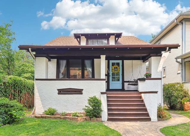Property at 837 Wesley Ave, Oak Park, IL 60304, 4 beds, 2 baths