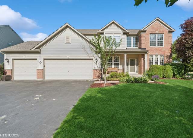 Property at 735 Porter Cir, Lindenhurst, IL 60046, 5 beds, 3.5 baths