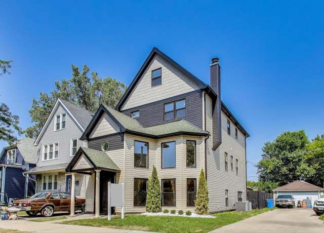 Property at 4305 N Mobile Ave, Chicago, IL 60634, 6 beds, 2.5 baths