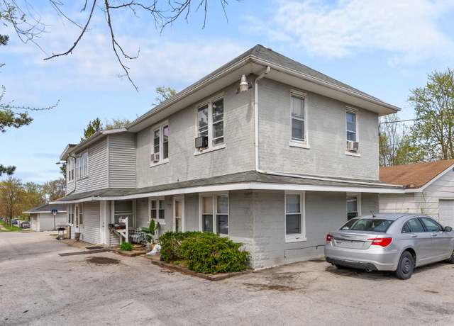 Property at 2427 Thornton Lansing Rd, Lansing, IL 60438, 6 beds, 4 baths