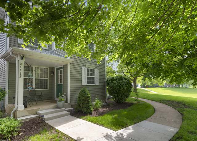 Property at 4118 Rivertowne Dr, Plainfield, IL 60586, 2 beds, 1.5 baths