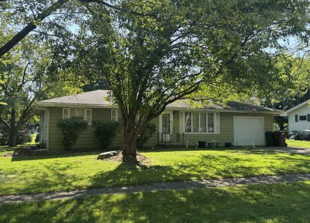 Property at 478 N Bossert St, Herscher, IL 60941, 3 beds, 1 bath