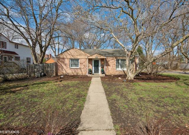 Property at 520 E Lincoln Ave, Libertyville, IL 60048, 2 beds, 1 bath