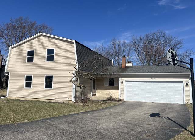 Property at 1260 W New Britton Dr, Hoffman Estates, IL 60192, 5 beds, 3.5 baths