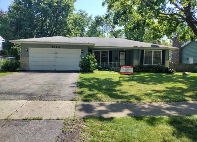 Property at 1544 Towhee Ln, Naperville, IL 60565, 3 beds, 1.5 baths