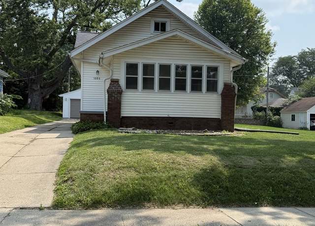 Property at 1606 23rd St, Rockford, IL 61108, 4 beds, 2 baths