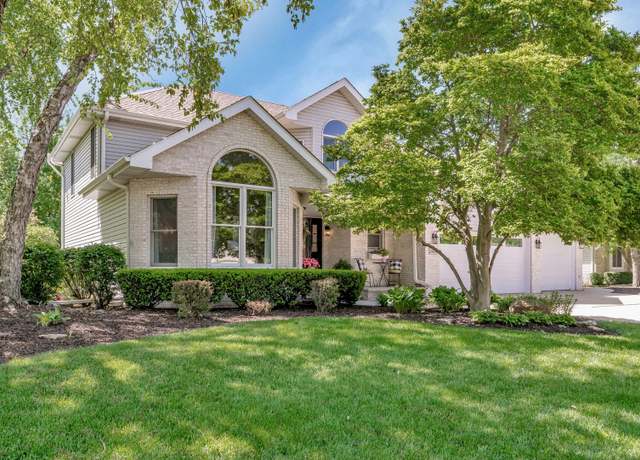 Property at 24605 S Blackhawk Dr, Channahon, IL 60410, 4 beds, 4 baths