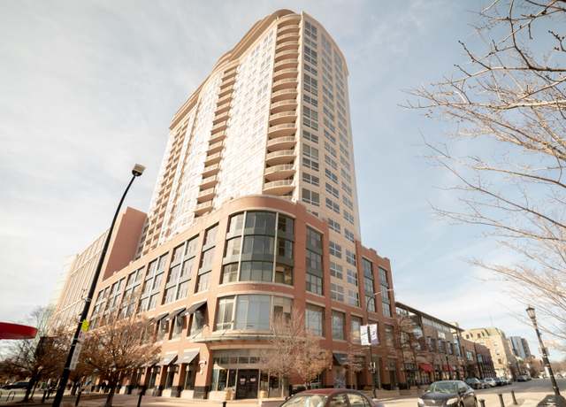 Property at 807 Davis St #403, Evanston, IL 60201, 2 beds, 2 baths