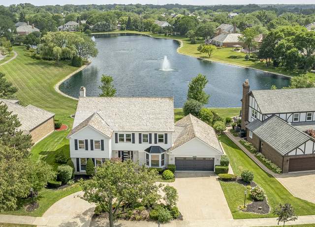 Property at 2523 Osage Dr, Glenview, IL 60026, 4 beds, 2.5 baths