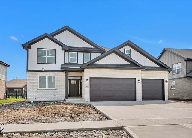 Property at 24021 Mary St, Manhattan, IL 60442, 5 beds, 3 baths
