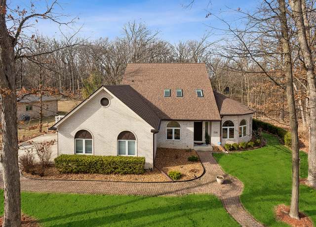 Property at 3208 E Buried Oak Dr, Crete, IL 60417, 3 beds, 2.5 baths