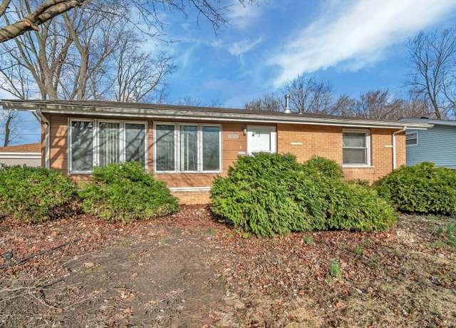 Property at 16322 Plymouth Dr, Markham, IL 60428, 3 beds, 1 bath