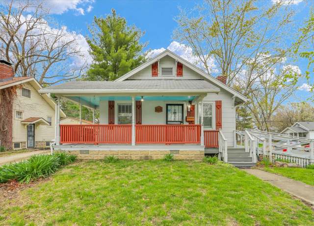 Property at 1702 W University Ave, Champaign, IL 61821, 2 beds, 1 bath